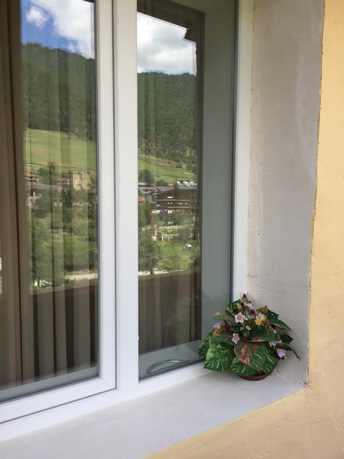 Travel Inn House Mestia • Მოგზაურის Სახლი Экстерьер фото