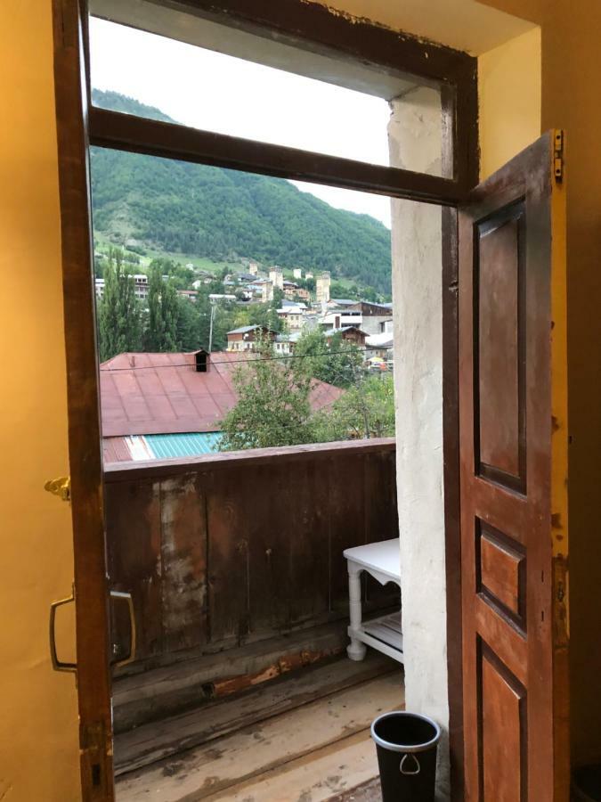 Travel Inn House Mestia • Მოგზაურის Სახლი Экстерьер фото