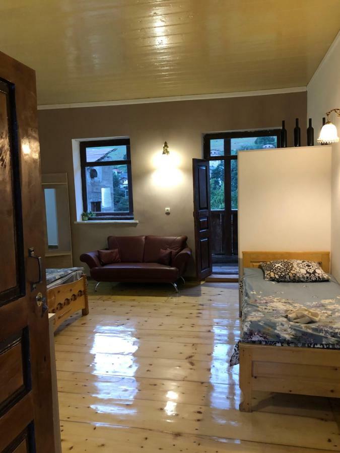 Travel Inn House Mestia • Მოგზაურის Სახლი Экстерьер фото
